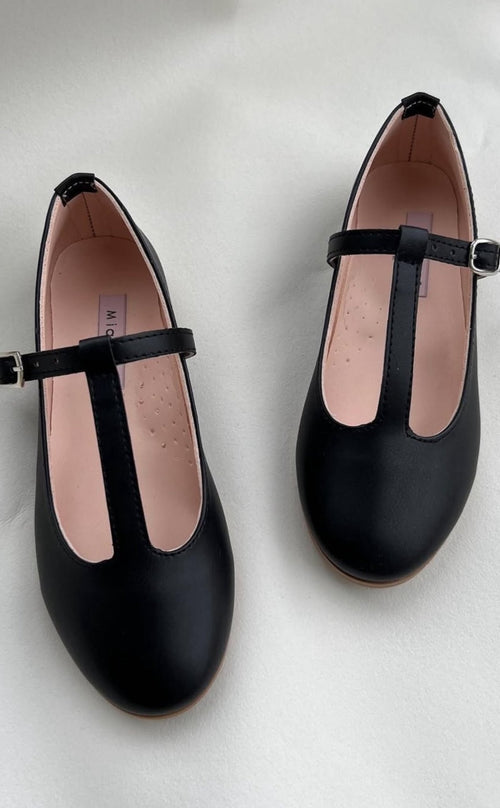 Ballerina - Little Hijabi