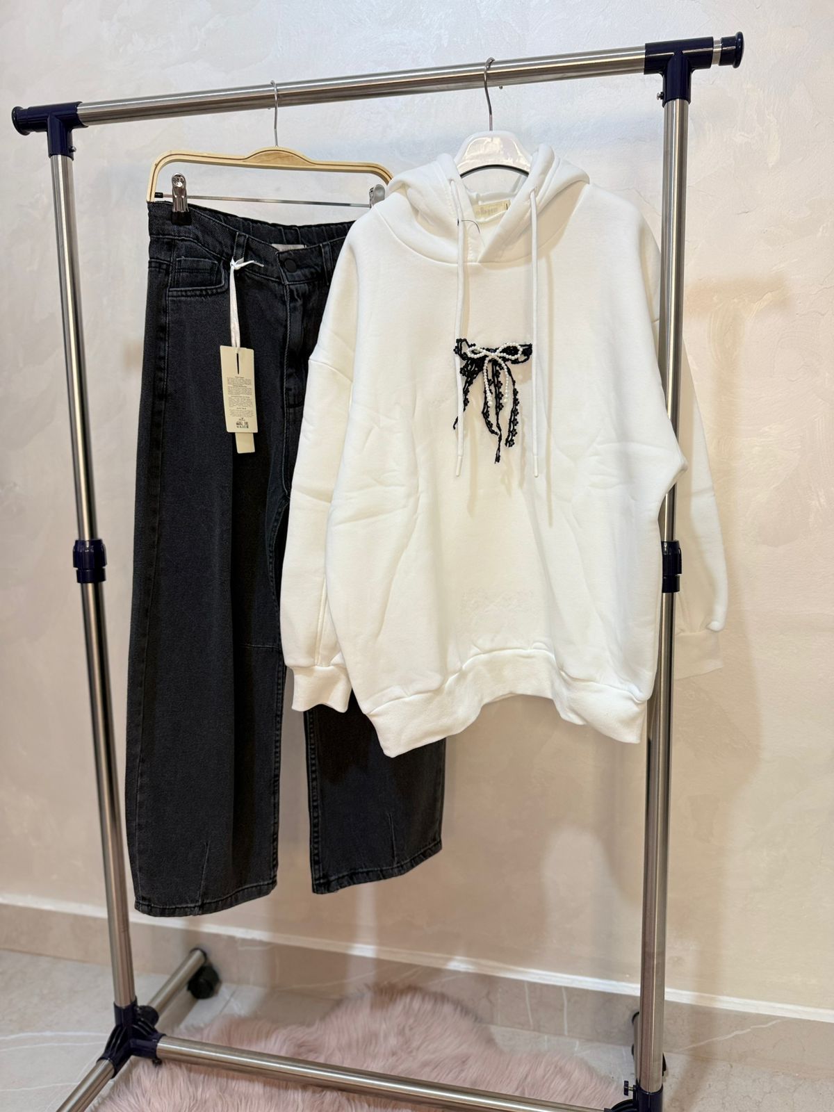 Lace fleece hoodie - Little Hijabi