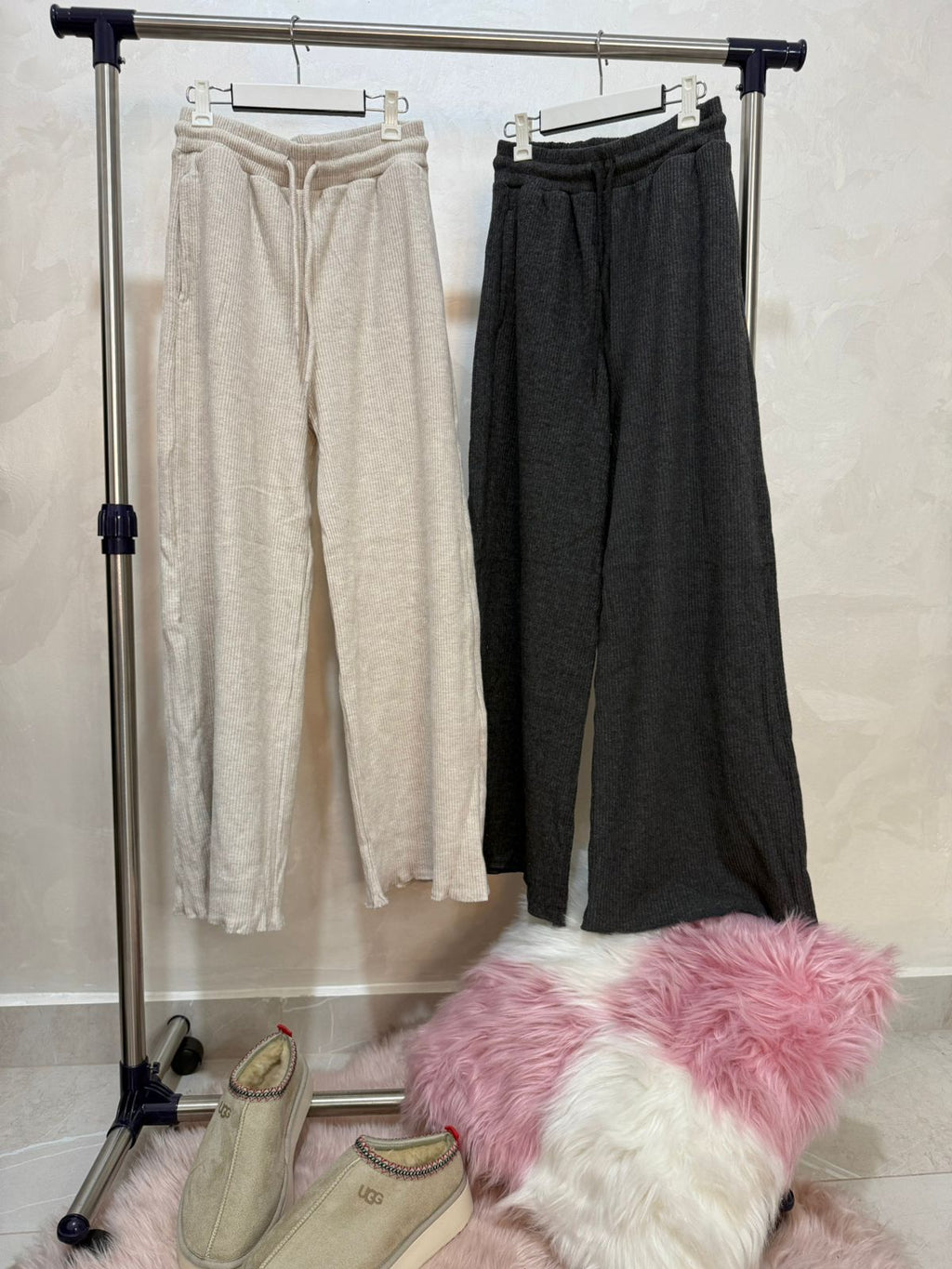 ribbed soft wool pants - Little Hijabi