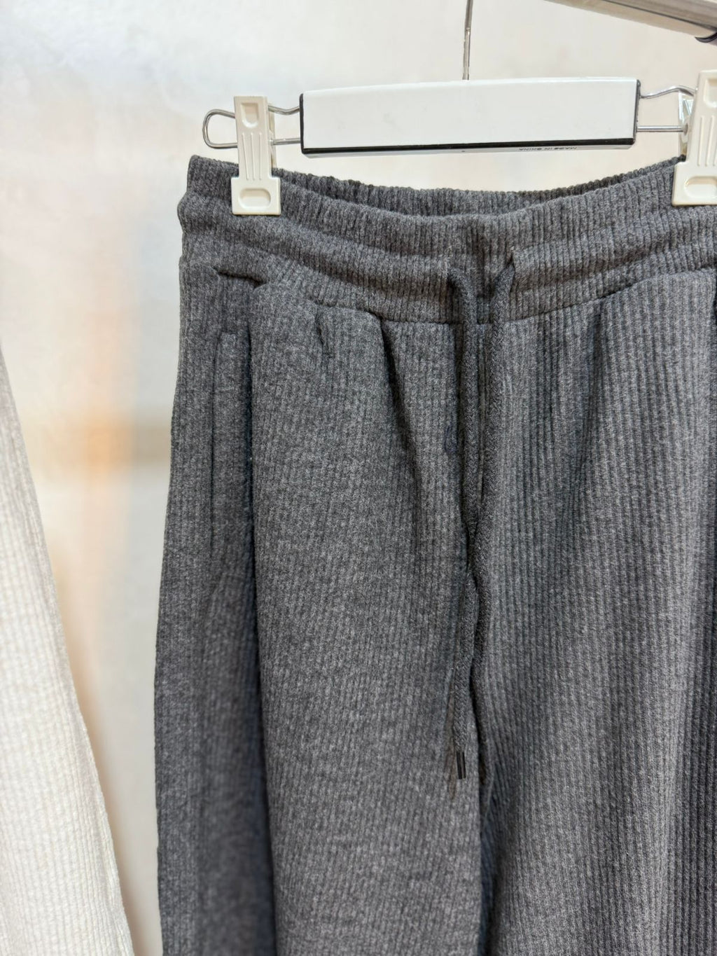 ribbed soft wool pants - Little Hijabi